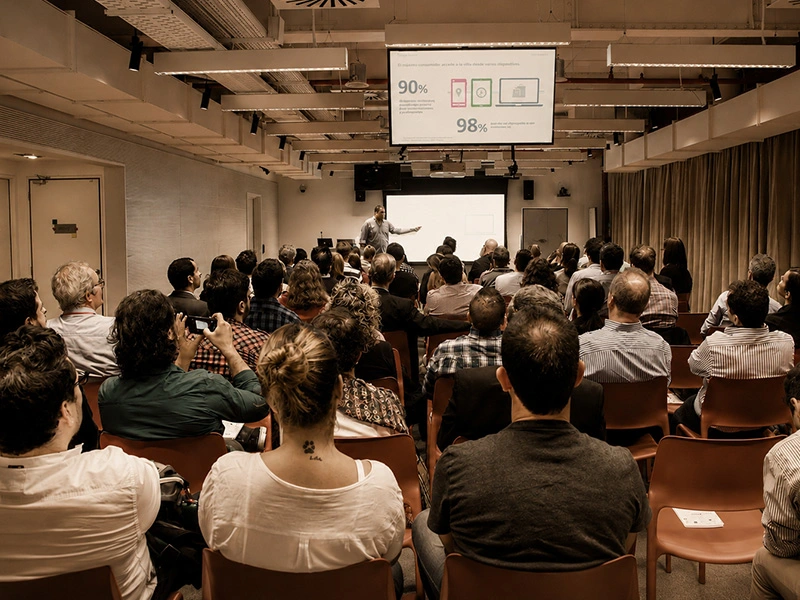 Charlas, jornadas y formación ejecutiva de ZENHAI